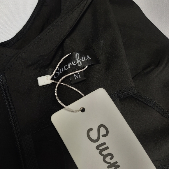 Sucrefas Women's Black Fit & Flare V-Neck Sleeveless Dress Size M NWT - Picture 7 of 8